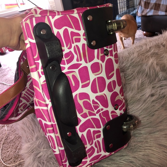 pink and white dejuno travel bag with wheels - Picture 11 of 12